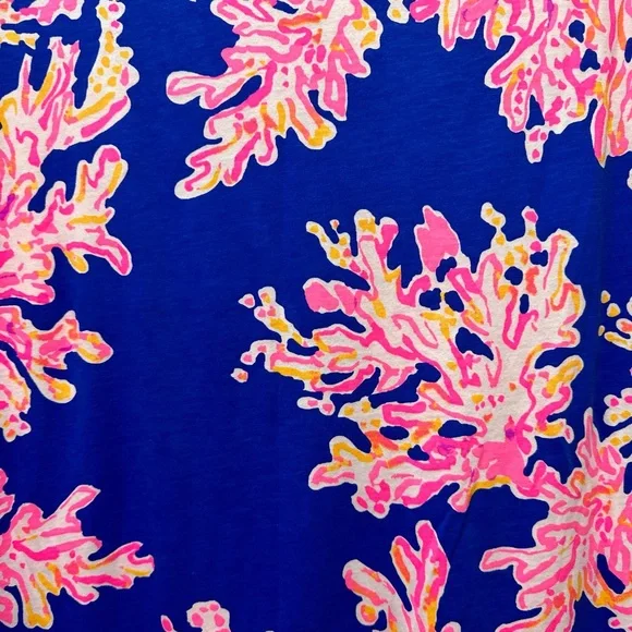 Lily Pulitzer Dress only worn once. Great condition 100 % cotton size medium - Picture 2 of 3